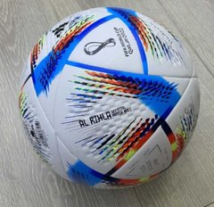 М`яч футбольний C 64618 (30) 1 вид, вага 420 грамів, матеріал PU, балон гумовий, клеєний, (поставляється накачаним на 90%)