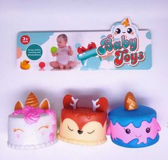 Іграшки для ванни SCA 99 D (144/2) “Тортики”, 3 штуки, гумові, в пакеті купити в Україні